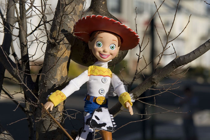 jessie in a tree (toy story)